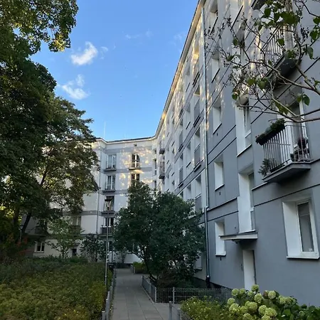 Luna Apartment